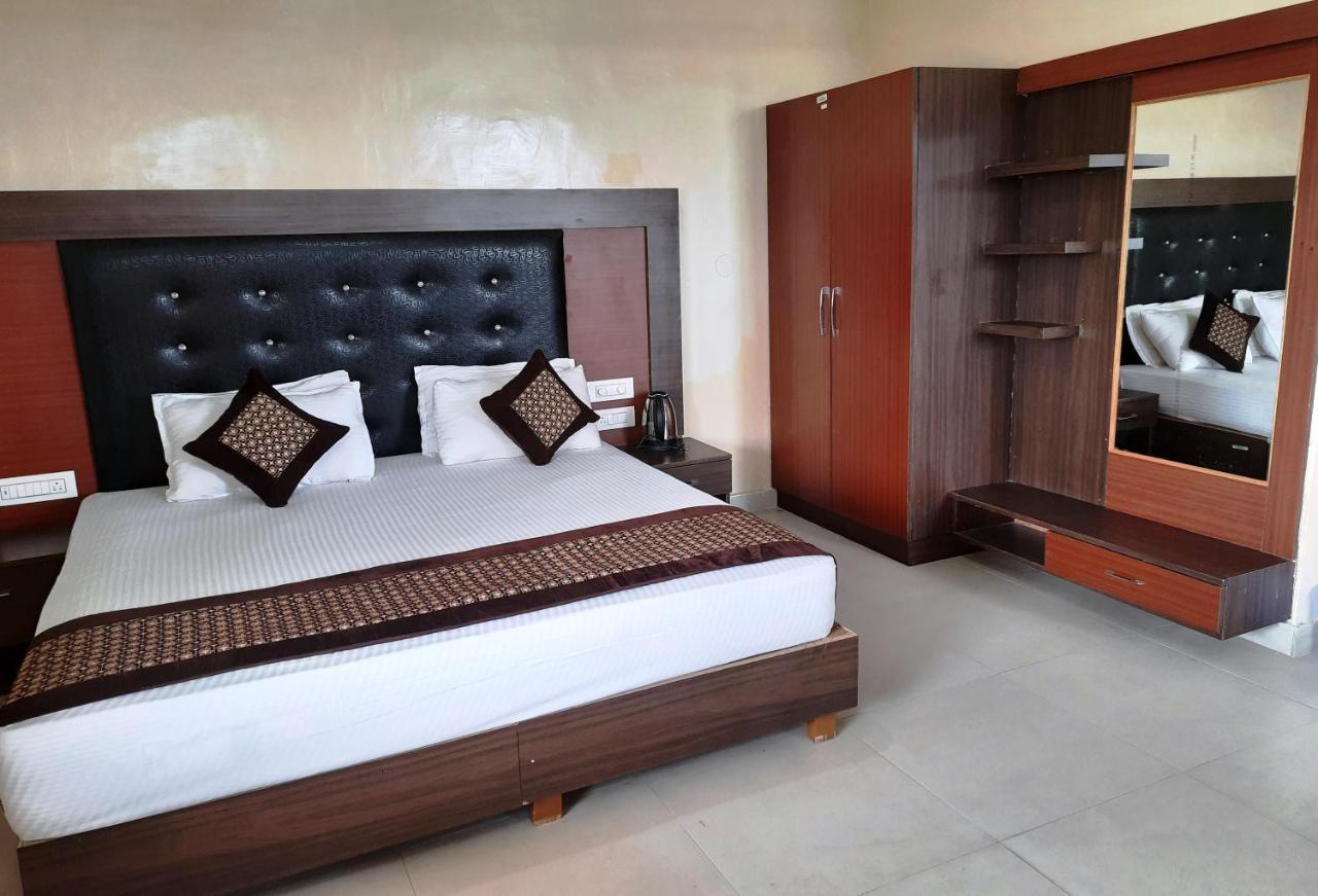 Pops Resort Palampur Exterior photo