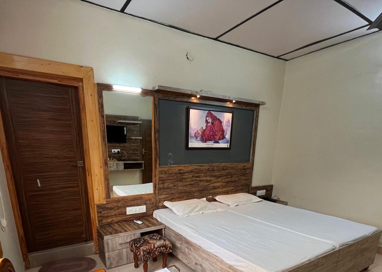 Pops Resort Palampur Exterior photo