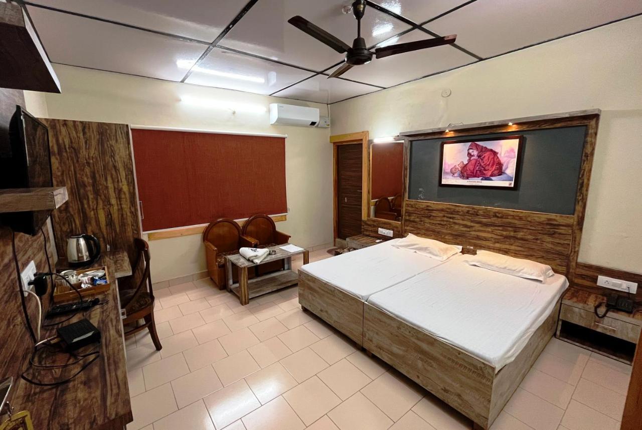 Pops Resort Palampur Exterior photo