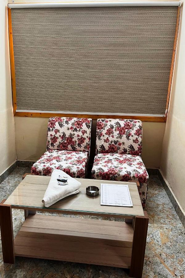 Pops Resort Palampur Exterior photo
