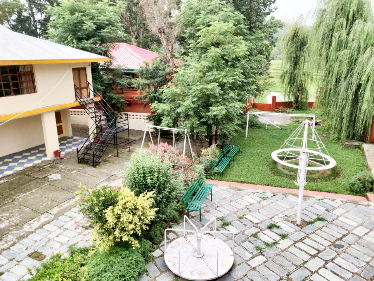 Pops Resort Palampur Exterior photo