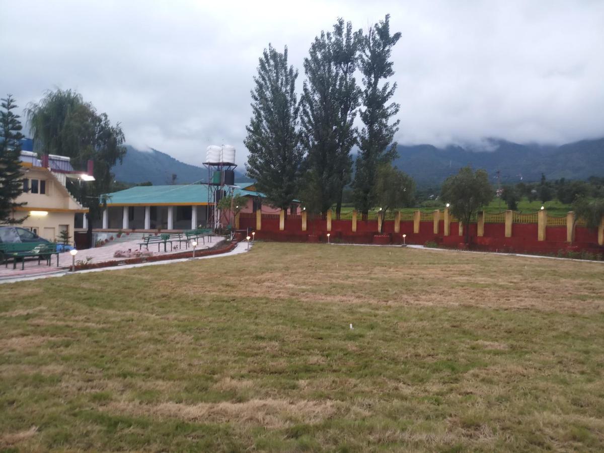 Pops Resort Palampur Exterior photo
